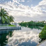 Coral Lagoon Resort