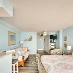 Updated Daytona Beach Oceanfront Studio!