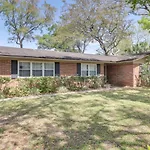 Beach Retreat In Jacksonville Petandfamily-Friendly