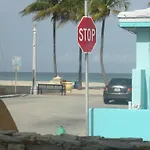 Surf Inn Hotel - Hollywood