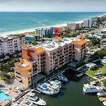 Madeira Bay Resort At Johns Pass