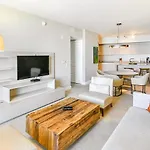 Luxurious Hyde Resort Apartments