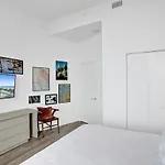 Luxury Condo Hotel High Ceiling Ocean Front