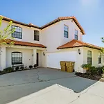 Lazy Breeze Villa- Pool-Spa, Gameroom, Near Disney