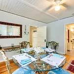 Old Florida Cottage In St Augustine With Porch!
