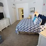 3Br Beachfront Condo 16Th Flr Two Master Bedrooms, Pool Fitness Center At Westwinds Resort