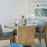One Seagrove Place 1308