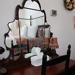 Hoyt House Luxury Bed & Breakfast