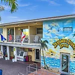 Silver Spray Motel