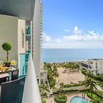 New Ocean View Condo, Direct Beach Access, Pool & Amenities At Hollywood Beach