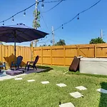 Pompano Beach Vacation Rental With Hot Tub!