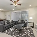 Bsv8919 - Gorgeous 5 Bedroom 4 Bath Townhome With Private Pool & Free Wifi