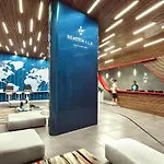 Beachwalk Resort #2301 - Modern Resort 3Bdr And 3Ba - Balcony, Gym, Amazing Pool