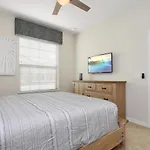 Bsv8867 - Luxury 4 Bedroom 3 Bath Town Home With Private Pool And Free Wifi