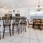 8136 Sun Palm