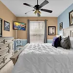 2302 Silver Palm # 103