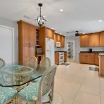 830 Coronado