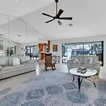 830 Coronado