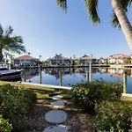 135 Tropicana