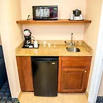 Holiday Inn Express Hotel & Suites Cocoa Beach By Ihg