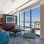 Holiday Inn Express & Suites Oceanfront Daytona Beach Shores By Ihg