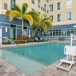 Staybridge Suites St. Petersburg Fl By Ihg