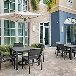 Staybridge Suites St. Petersburg Fl By Ihg