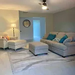 Stylish & Cheerful Marco Home W/ Awesome Location