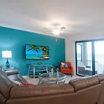 Endless Summer Beautiful 2 Bed 2 Bath Condo At Lakewood National