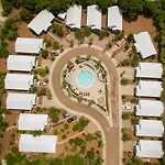 Pelican House - Newly Remodeled, Professionally Decorated, Only About 1 Mile To Seaside!