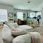 Coastal Cottage At Naples Bay, Botanical Garden And Pickleball