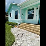 Coastal Cottage At Naples Bay, Botanical Garden And Pickleball