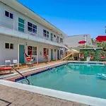 The Nook Hollywood Few Steps Away From The Beach With Pool And Free Parking