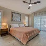 Villa Vanity - 3 Beds - 3 Baths - 6 Guests - Gulf Access & Pool/Spa - Incl.10% Off Boat Rental