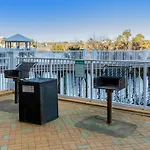Laketown Wharf 710