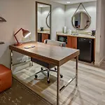 Hampton Inn & Suites Fort Myers-Estero/FGCU