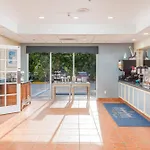Hutchinson Island Hotel