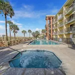 Ramada by Wyndham Panama City Beach / Beachfront