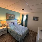 Malibu Resort Motel