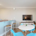 Twin Palms 603