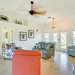 Cape Coral Retreat With Heated Pool And Lanai!