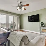 Happy Cows Retreat In Pcb With Lagoon Views!