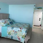 Oceanside Escape