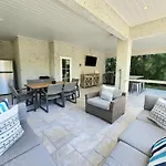 Ocean Star! 7 Bdrms, 7 Baths! Beaches Less Than 5Min Walk To Beach!
