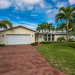 New! House Of Palms! Private Pool Home! Short Drive To Ami
