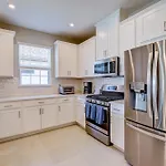 Azario Sunrise ! Active Lifestyle Community! Near Ami And Tampa