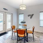 Emerald Coast Cottage