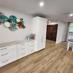 75 Palms! Sleeps 23! Luxury 1 Acre Lot Pool And Spa, Putting Green & Game Room!