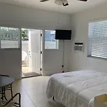 Coral Key Inn