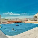The Scallop By Brightwild-Beachfront Condo
